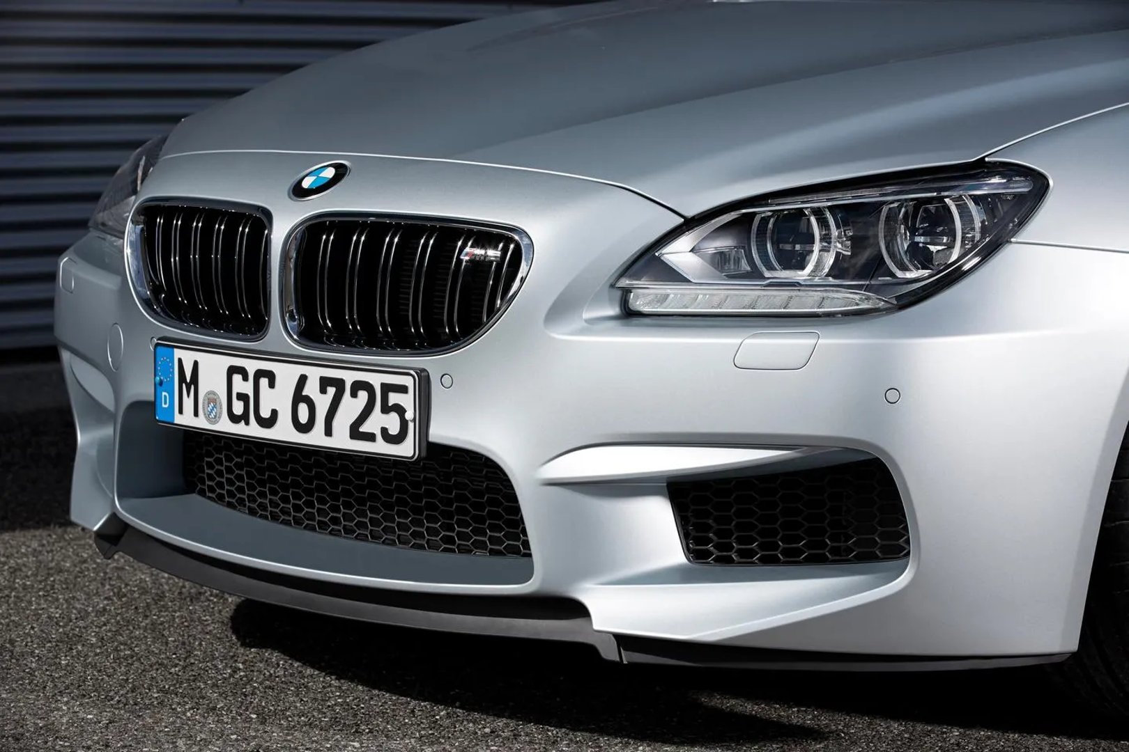 BMW_M6_3_generation__Sedan__4.jpg