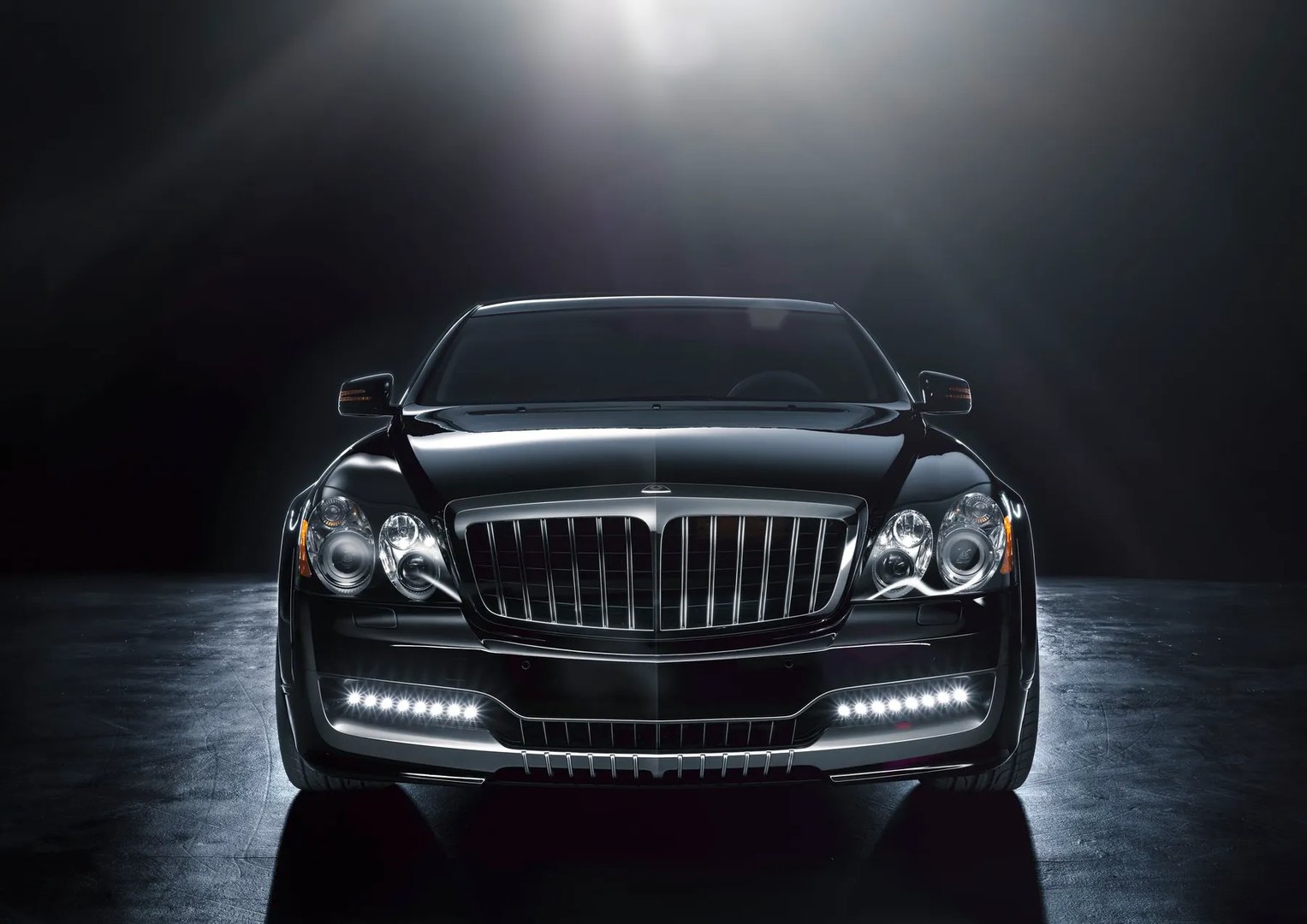 Maybach_57_1_generation_restyling__Coupe__2.jpg