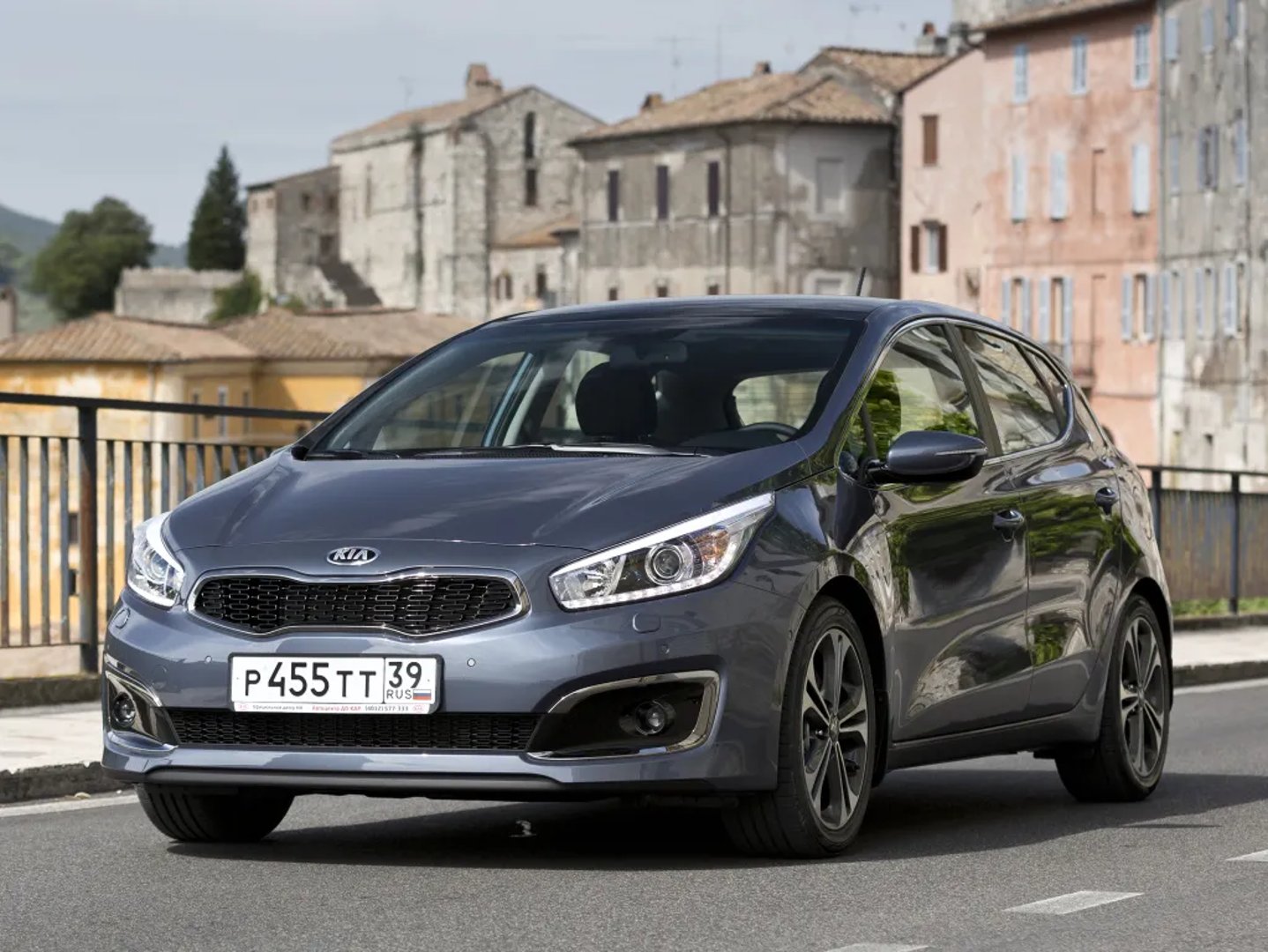 Kia Ceed 2 generation, restyling  Hatchback 5-door