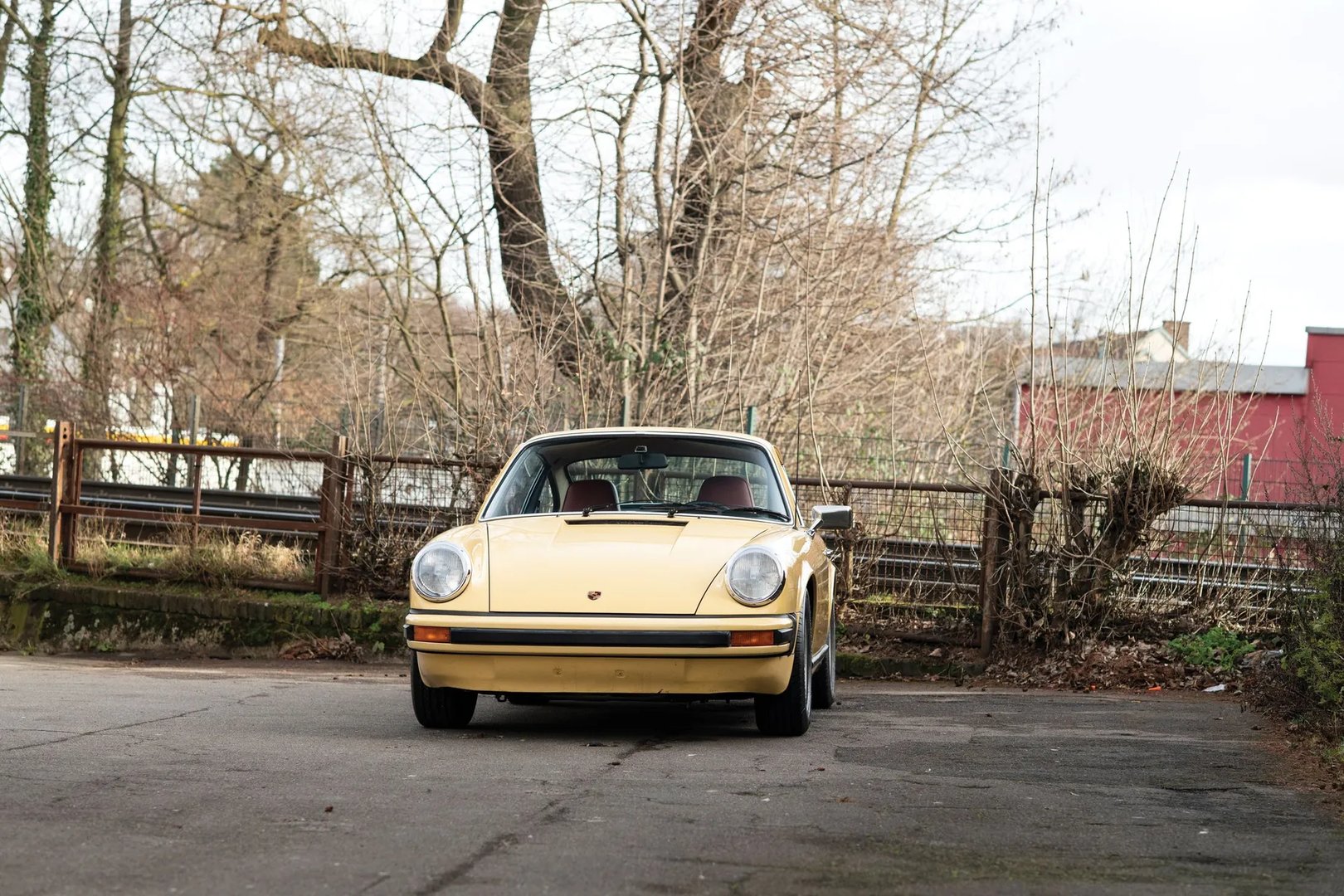 Porsche_911_2_generation__Coupe__7.jpg