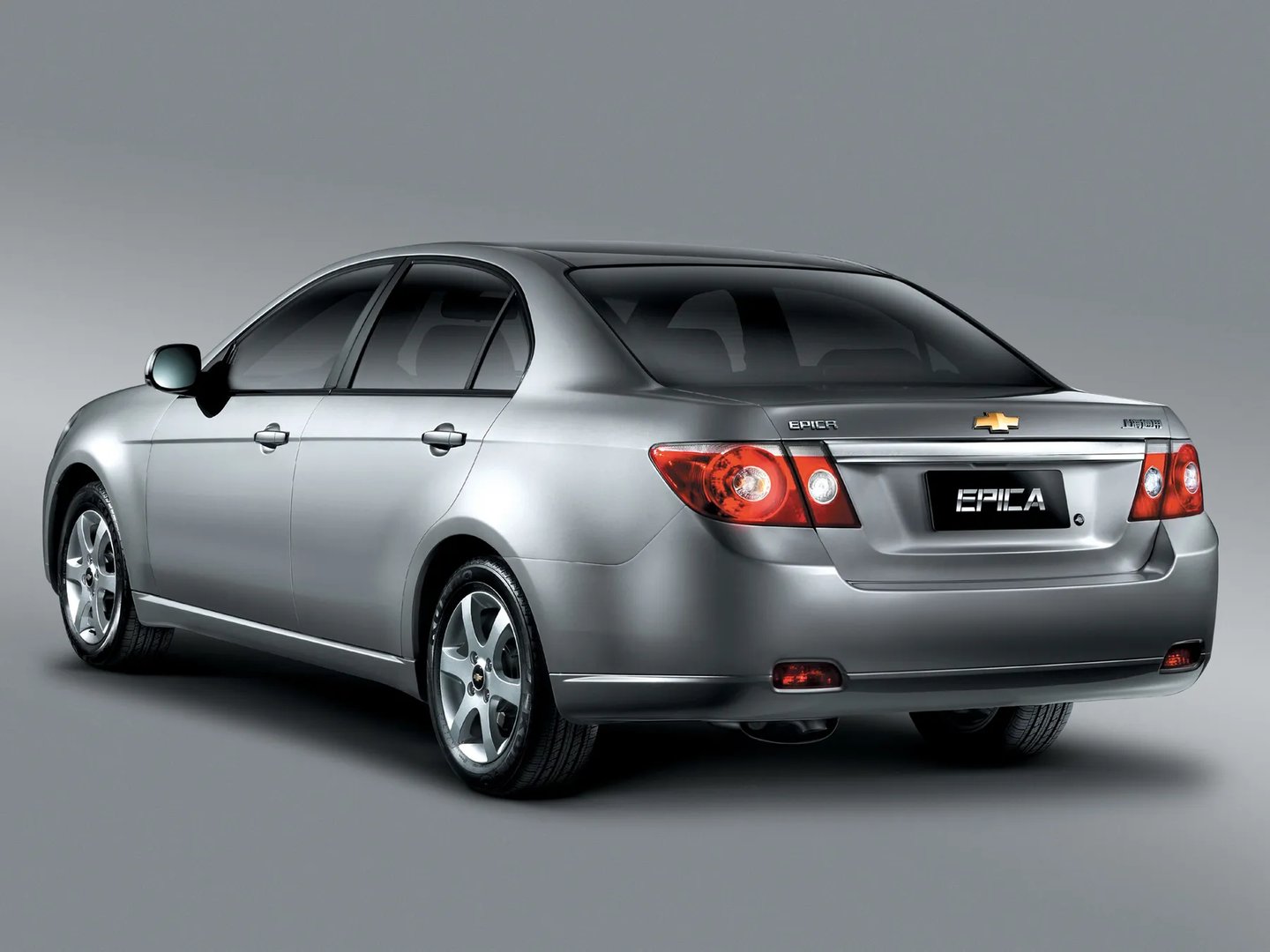 Chevrolet_Epica_1_generation_restyling__Sedan__1.jpg