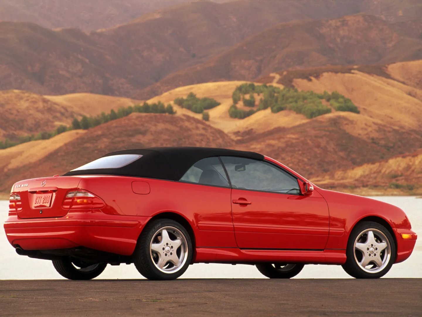 Mercedes_CLK-Class_1_generation_restyling__Cabrio__2.jpg