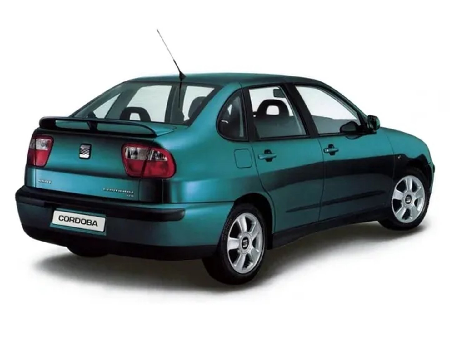 SEAT_Cordoba_1_generation_restyling__Sedan__1.jpg