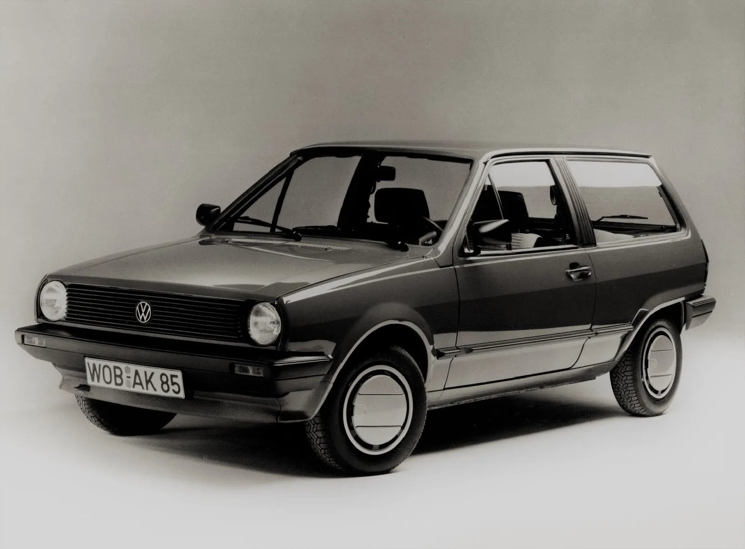 Volkswagen_Polo_2_generation__Mini_3-doors__5.jpg