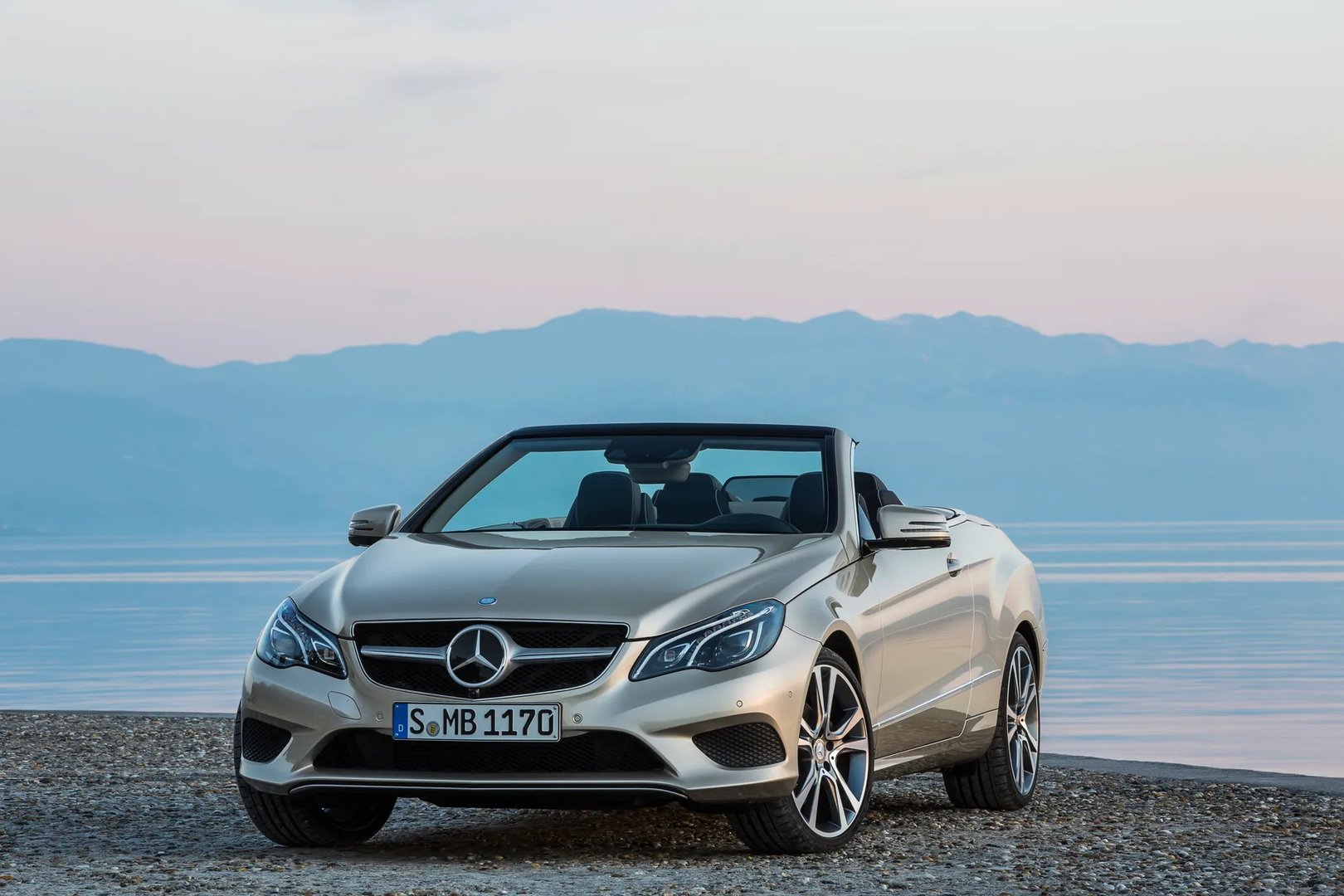 Mercedes_E-Class_4_generation_restyling__Cabrio__9.jpg