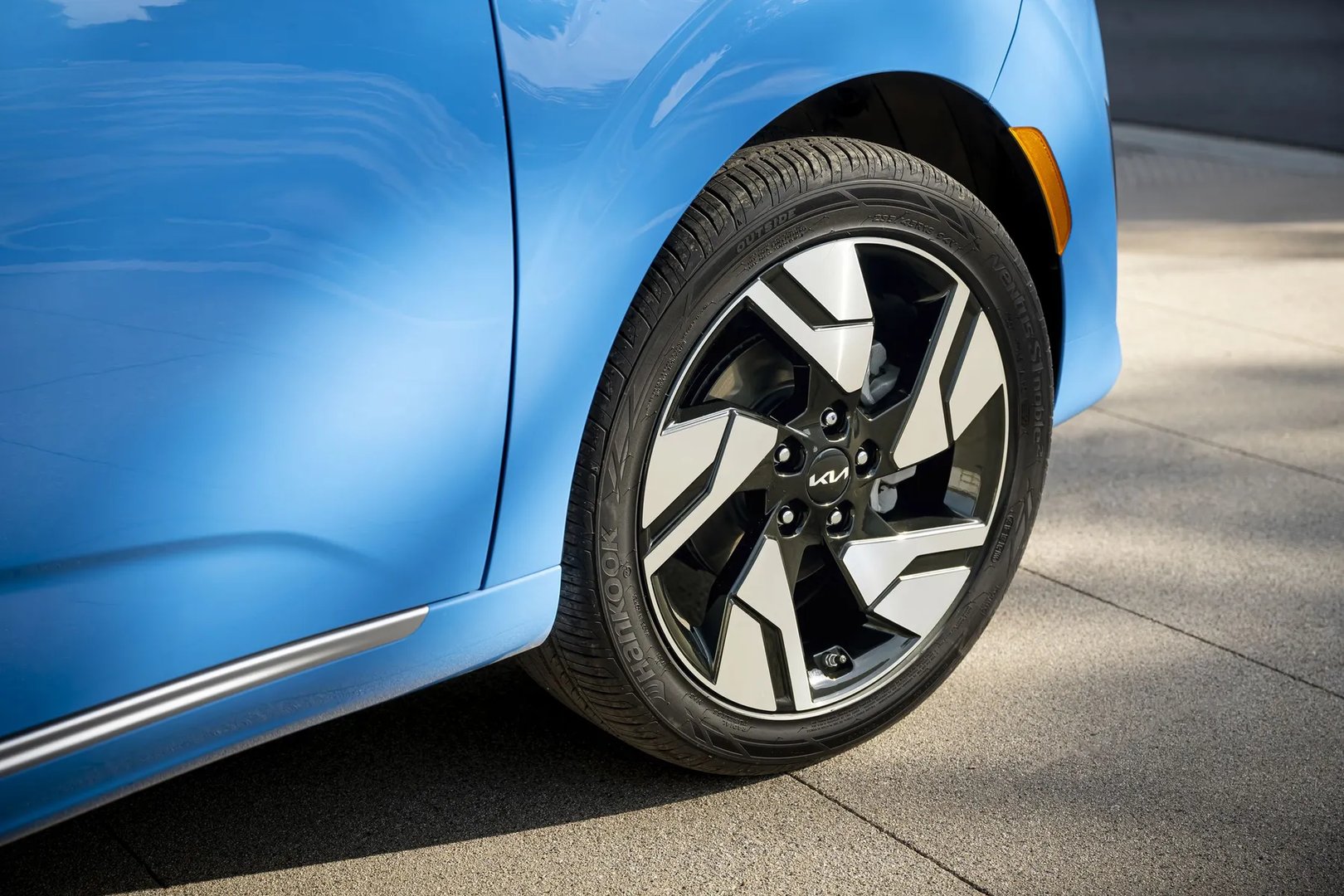 Kia_Soul_3_generation_restyling_1__Hatchback_5-door__11.jpg