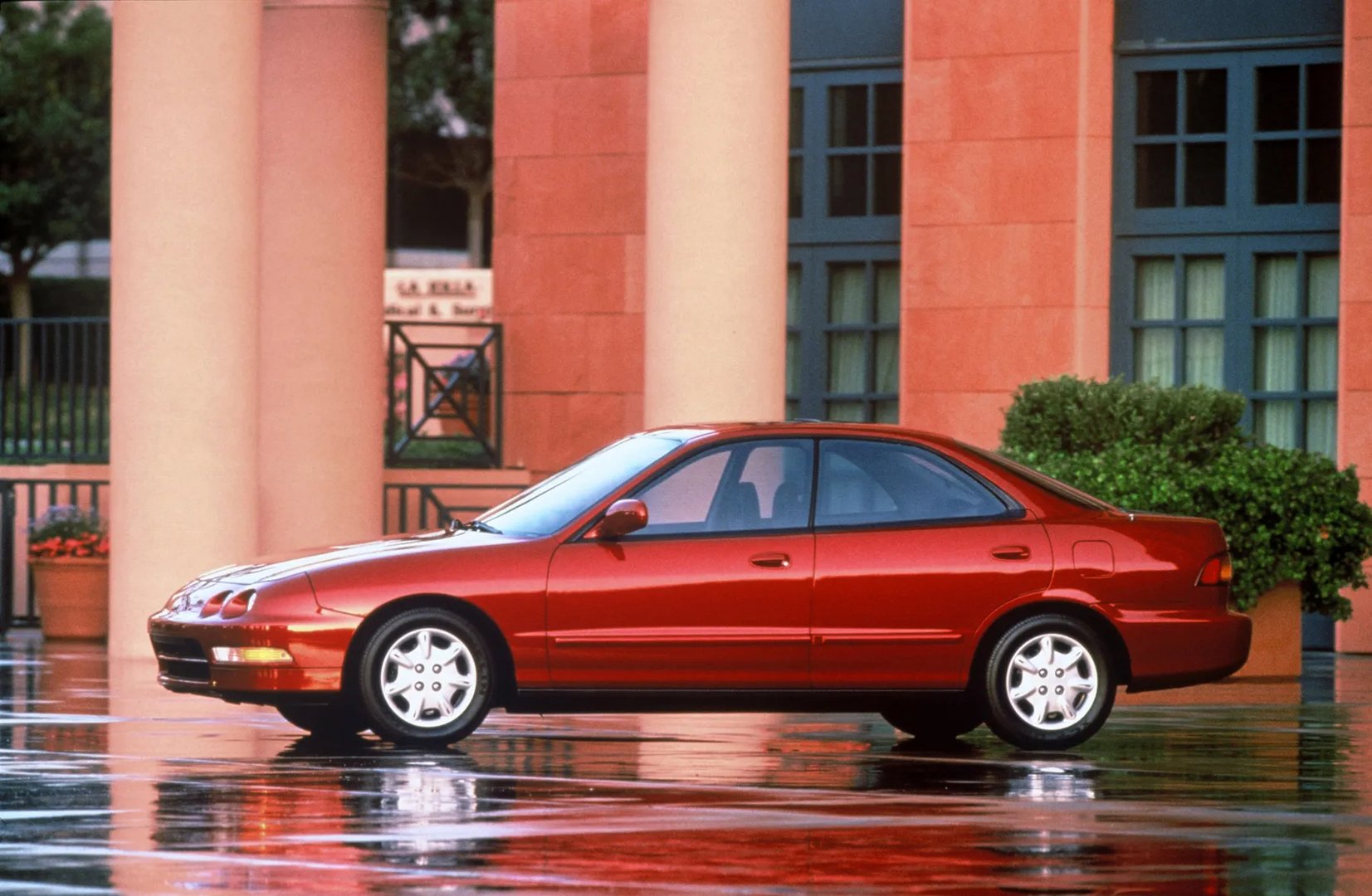 Acura_Integra_3_generation__Sedan__4.jpg