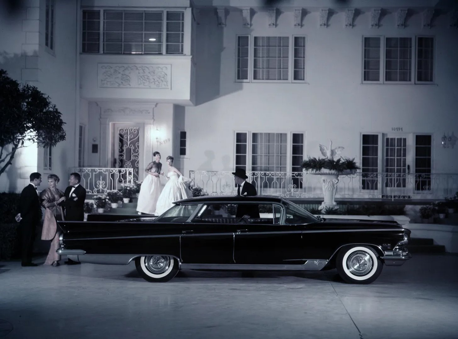 Buick_Electra_1_generation__Sedan_Hardtop__8.jpg