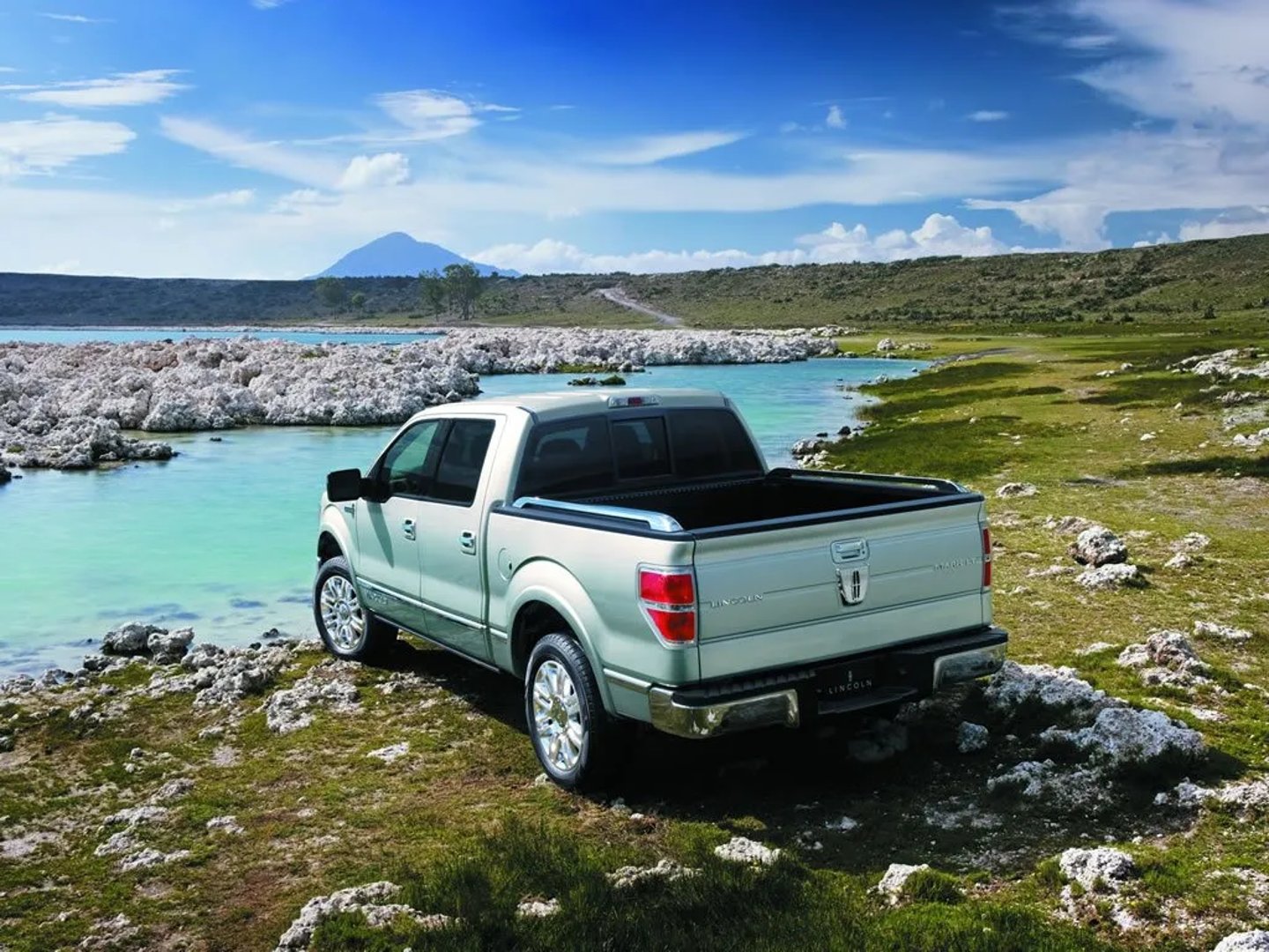 Lincoln_Mark_LT_2_generation__Pickup_double-cab__1.jpg