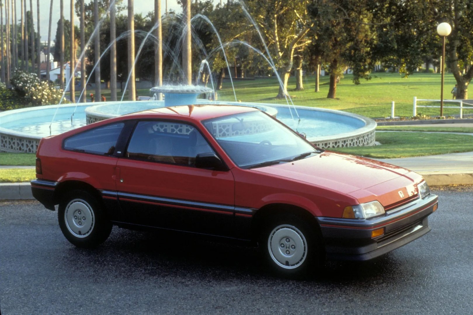 Honda_CR-X_1_generation__Coupe__4.jpg