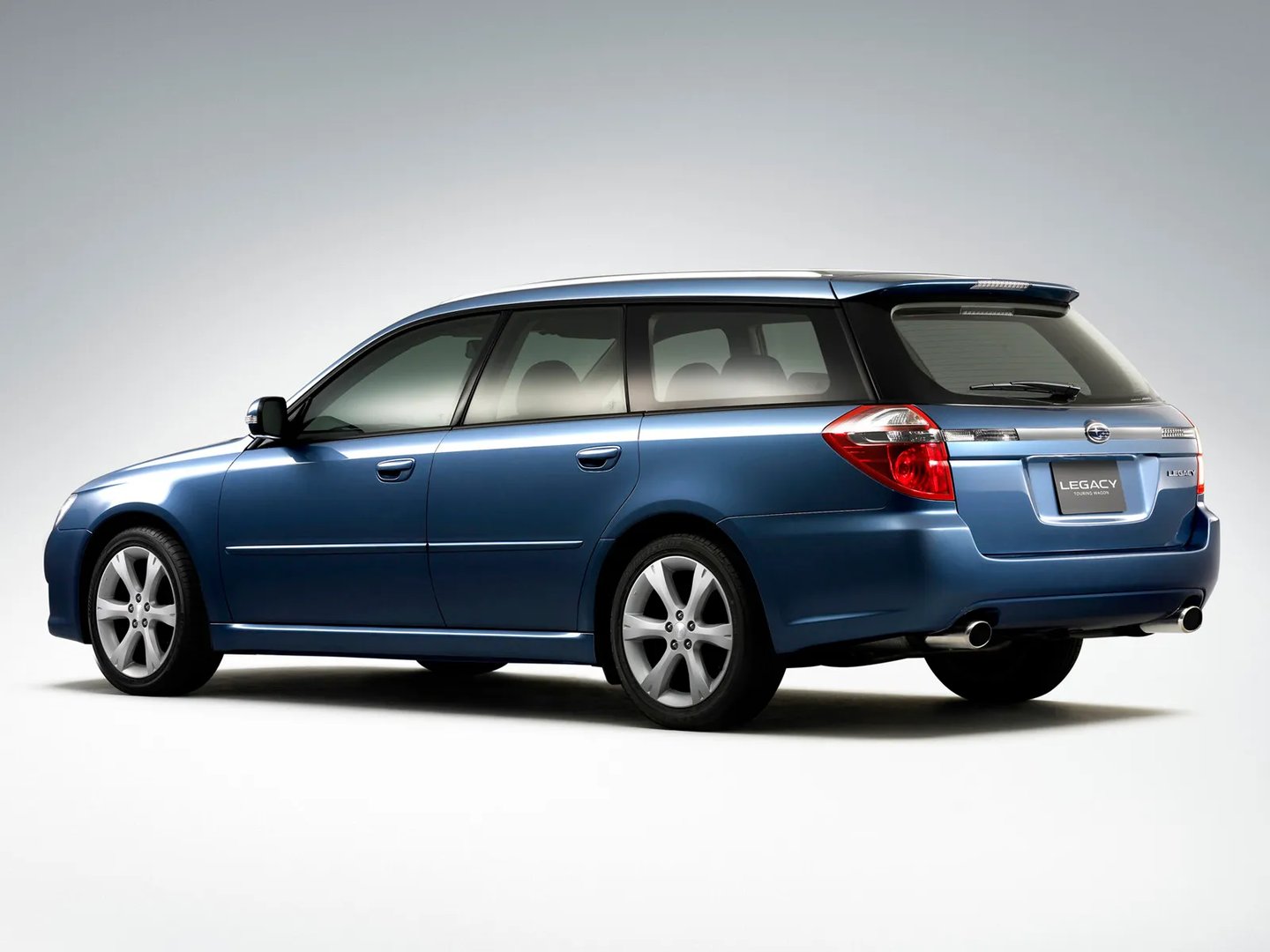 Subaru_B4_4_generation_restyling__Estate_5-door__1.jpg