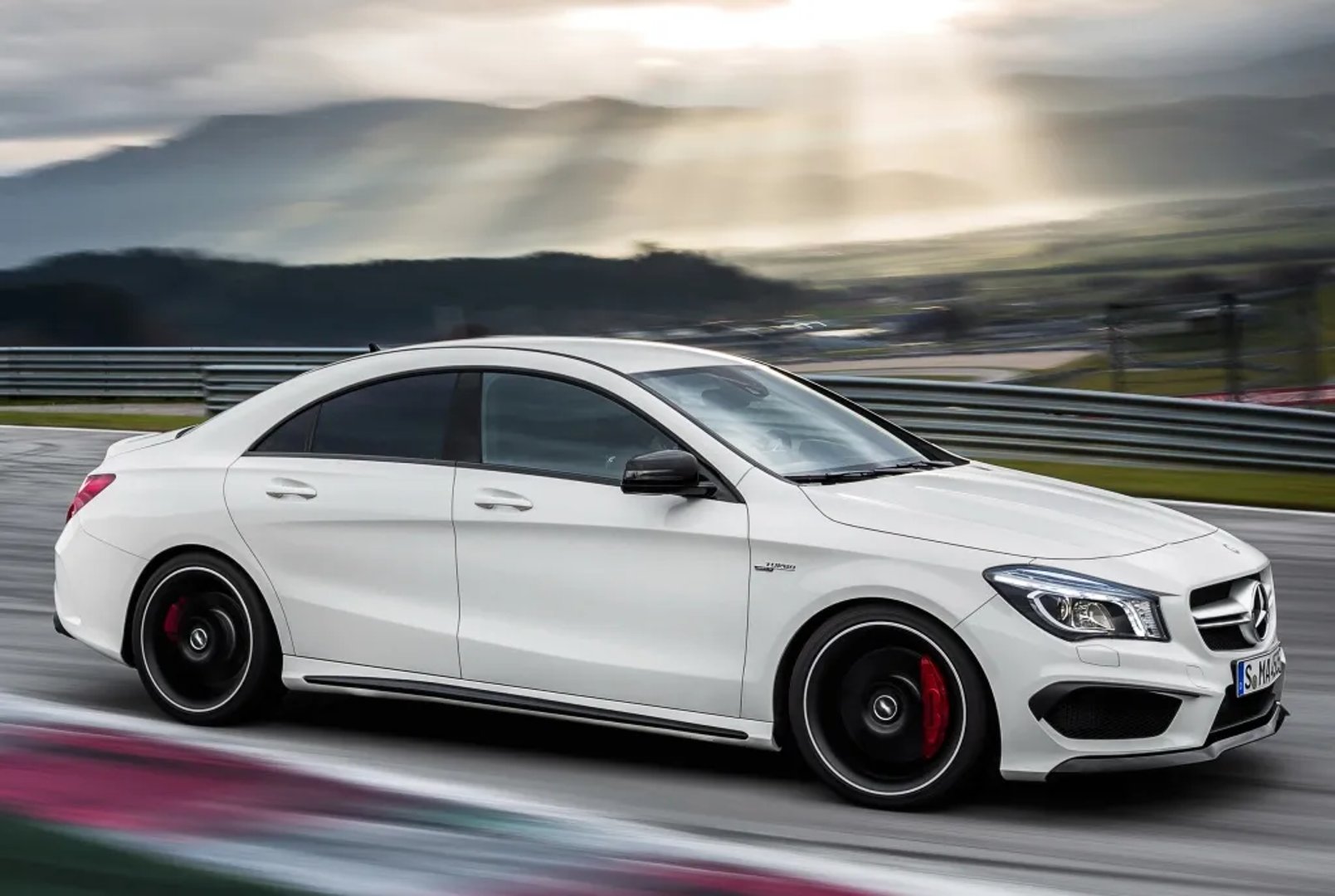 Mercedes_CLA_AMG_1_generation__Sedan__3.jpg