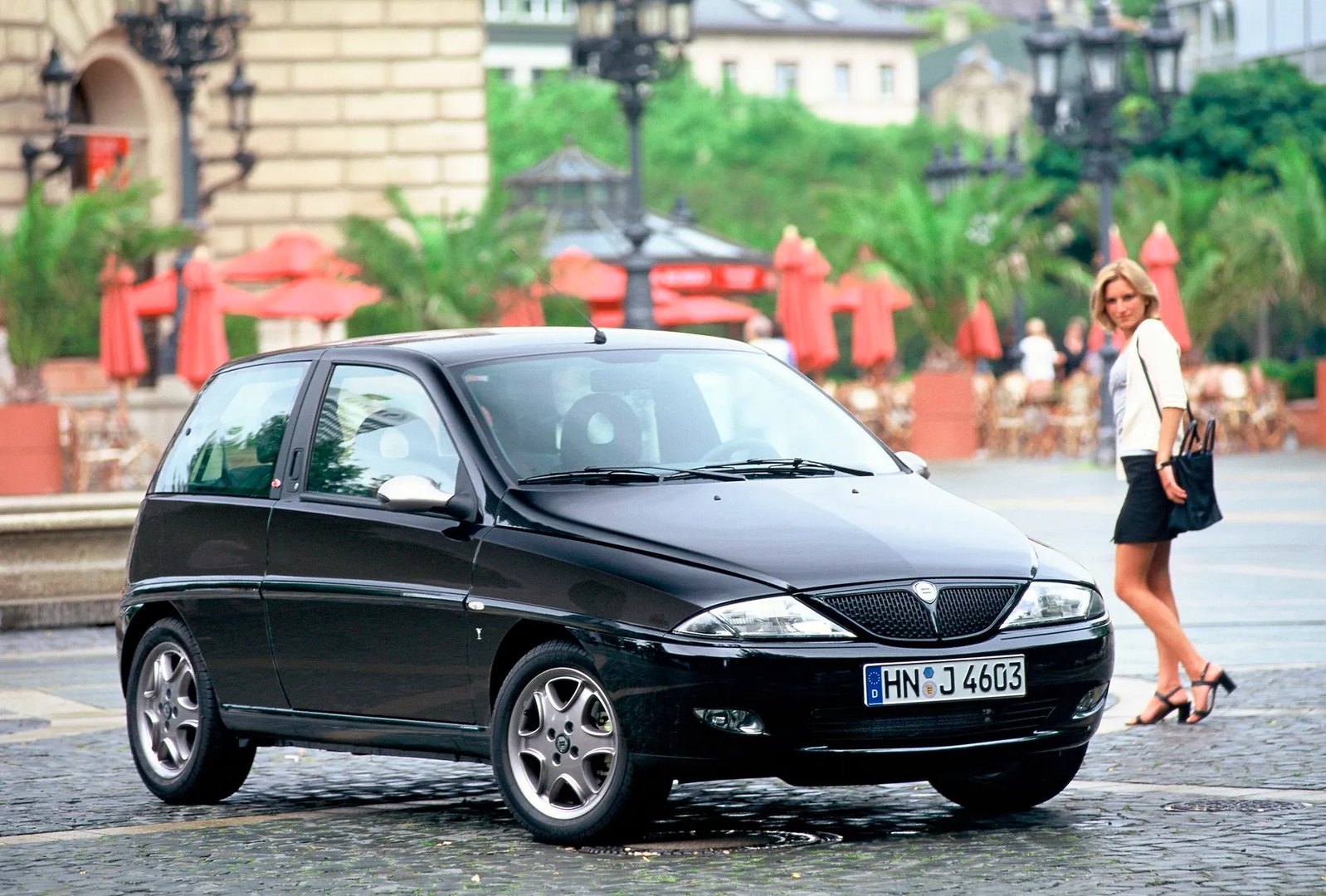 Lancia_Ypsilon_1_generation__Mini_3-doors__11.jpg