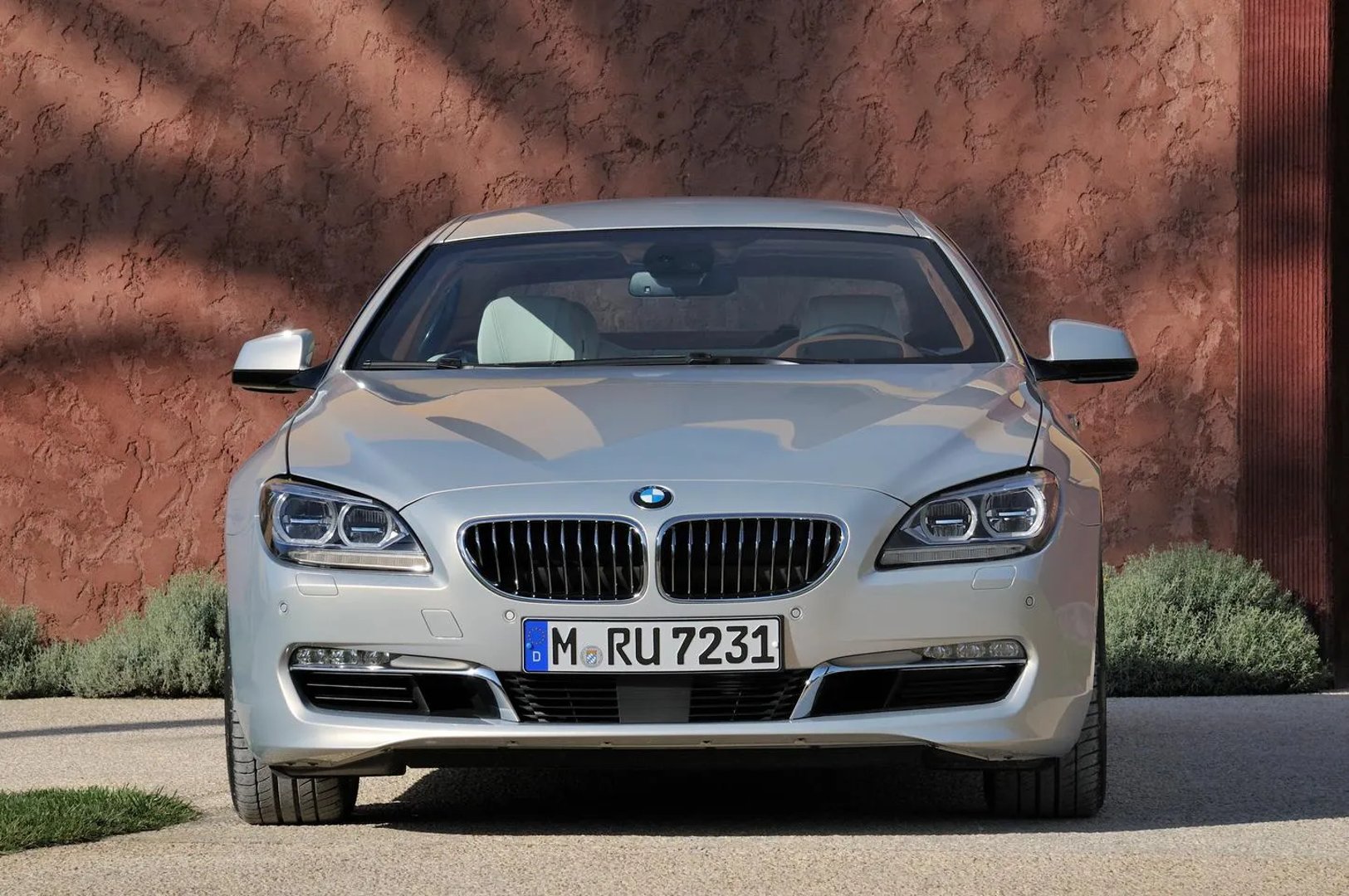 BMW_6_series_3_generation__Sedan__2.jpg