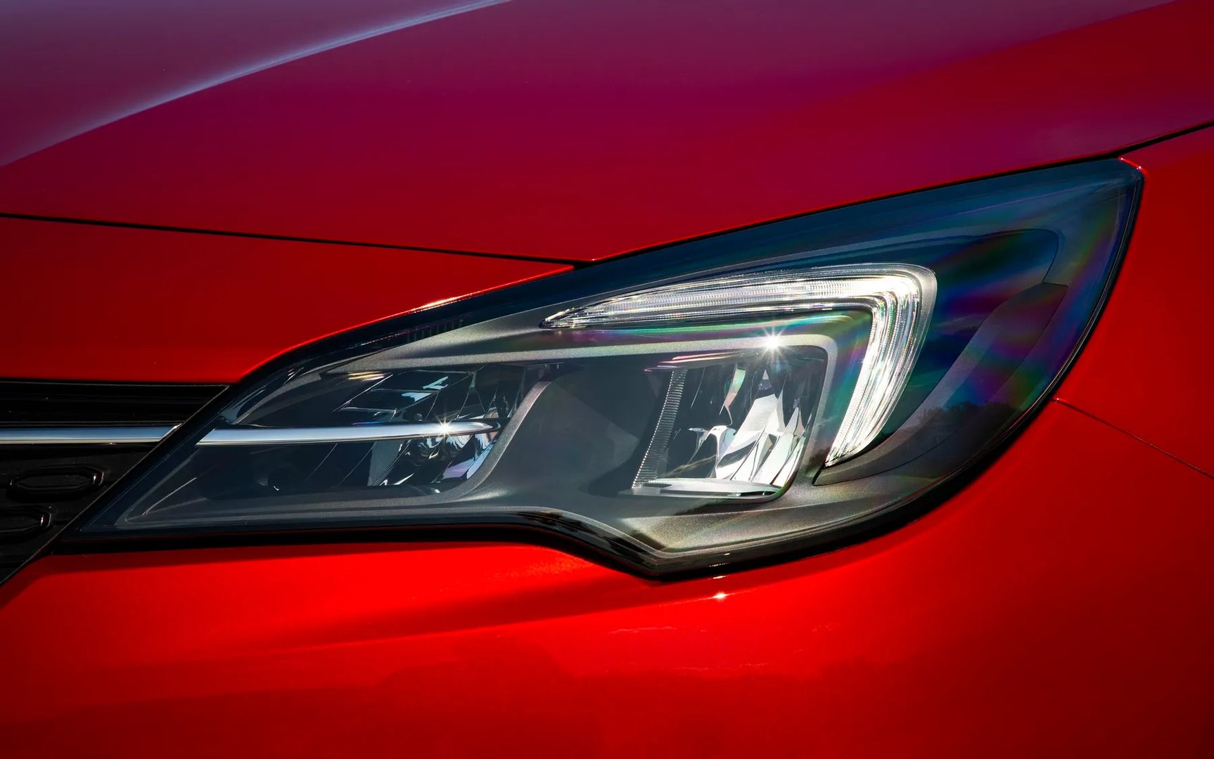 Opel_Astra_5_generation_restyling__Estate_5-door__6.jpg