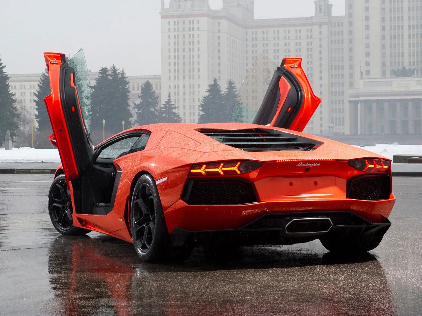Lamborghini_Aventador_1_generation__Coupe__11.jpg