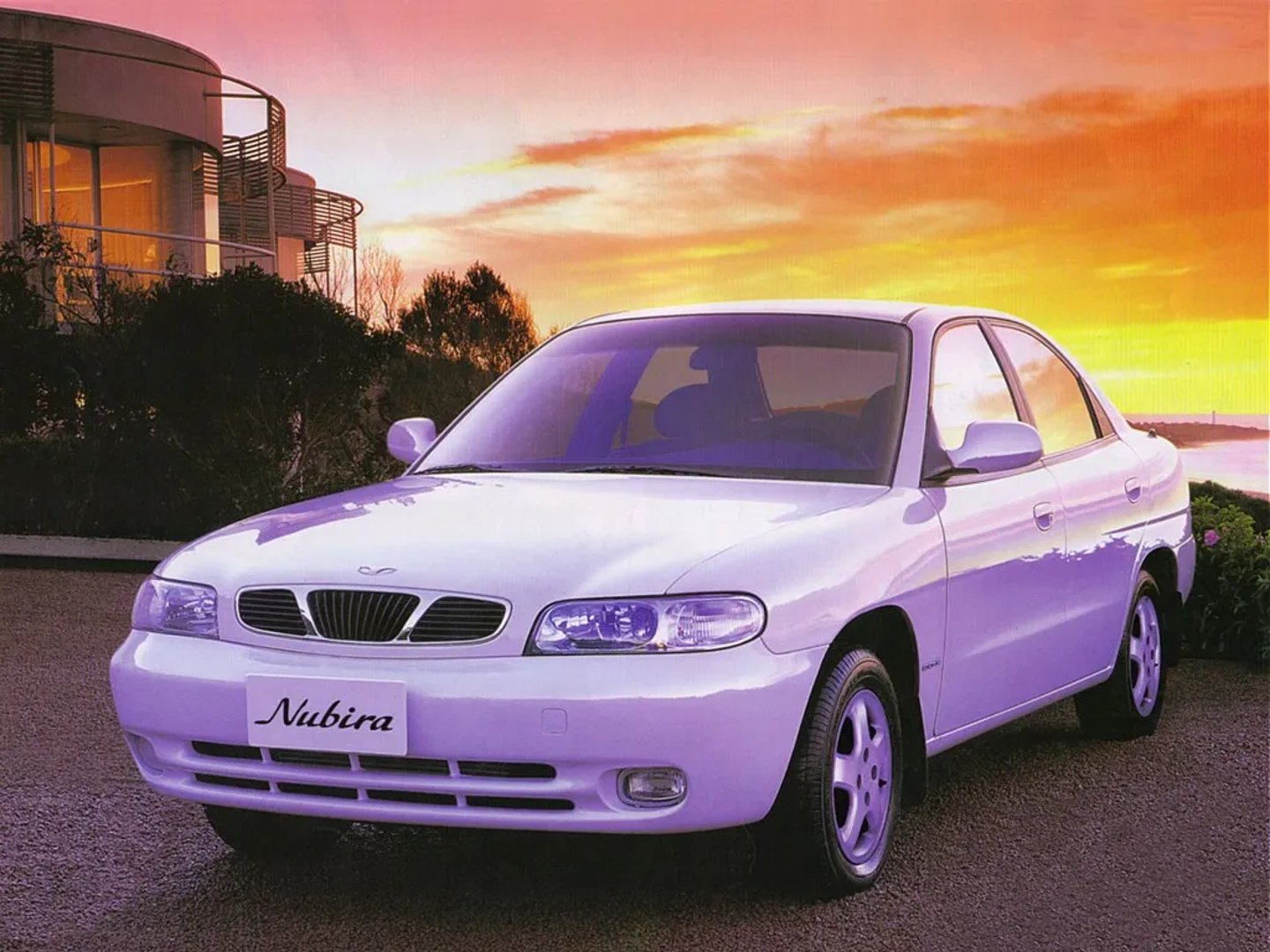 Daewoo_Nubira_1_generation__Sedan__1.jpg