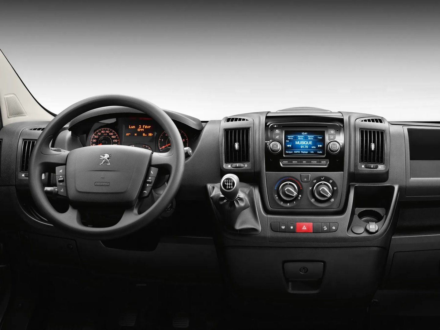 Peugeot_Boxer_2_generation_restyling_1__Van__7.jpg