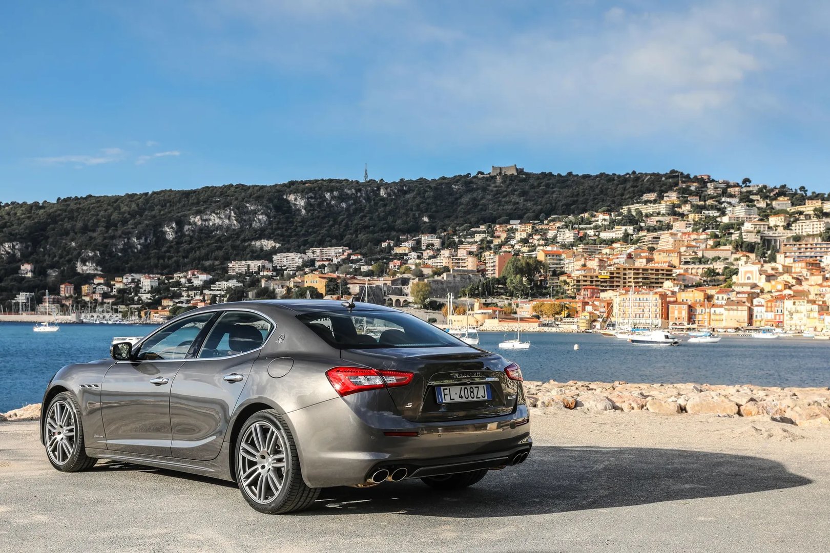 Maserati_Ghibli_3_generation_restyling__Sedan__3.jpg