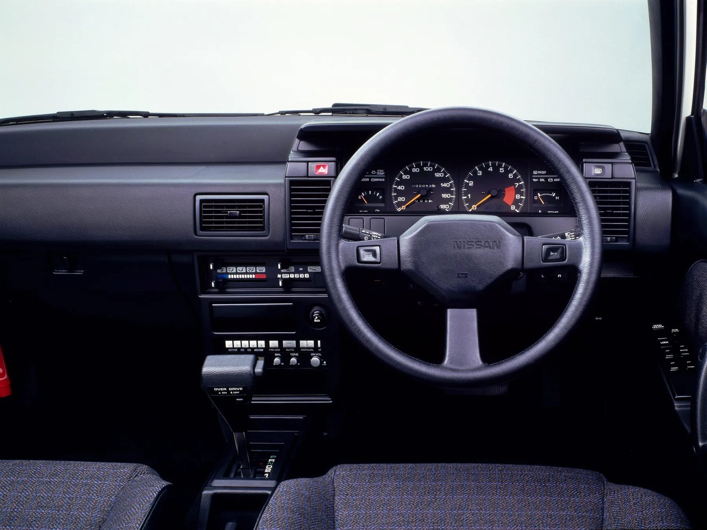 Nissan_Liberta_Villa_2_generation__Sedan__2.jpg