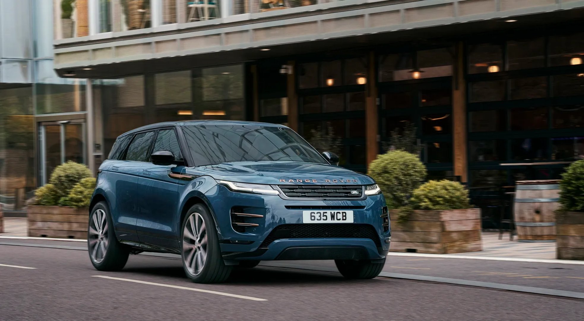 Land Rover_Range_Rover_Evoque_2_generation_restyling__SUV_5-doors__13.jpg