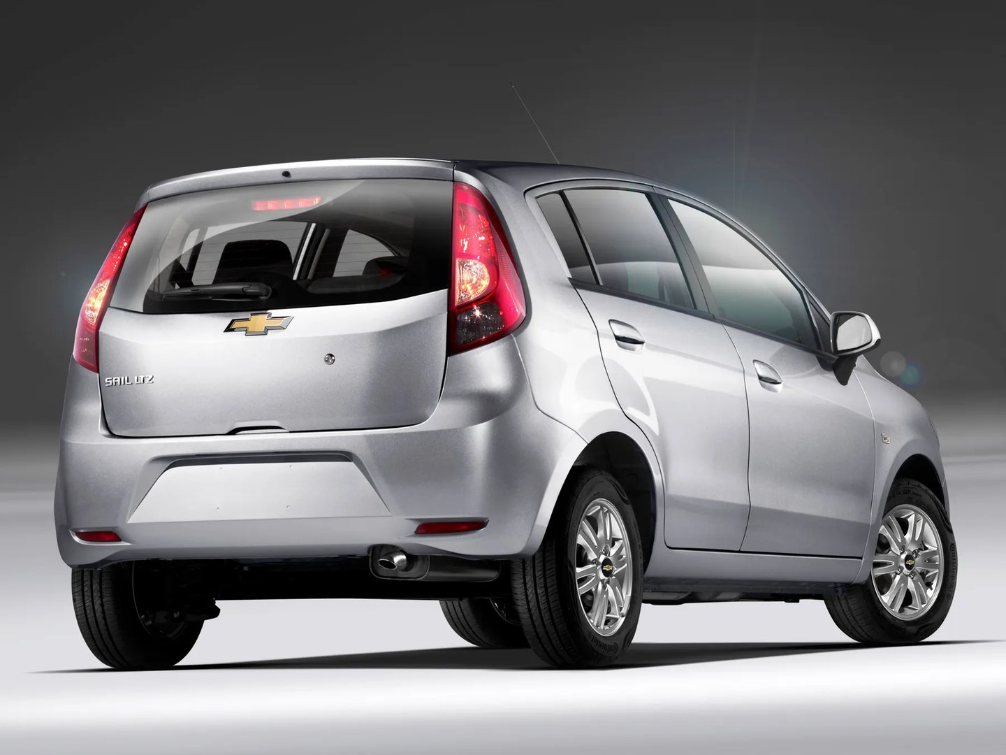 Chevrolet_Sail_2_generation__Hatchback_5-door__1.jpg