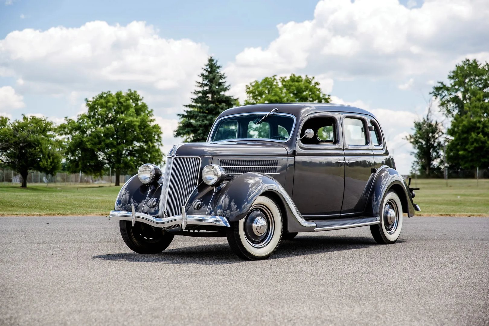 Ford V8 2 generation  Sedan
