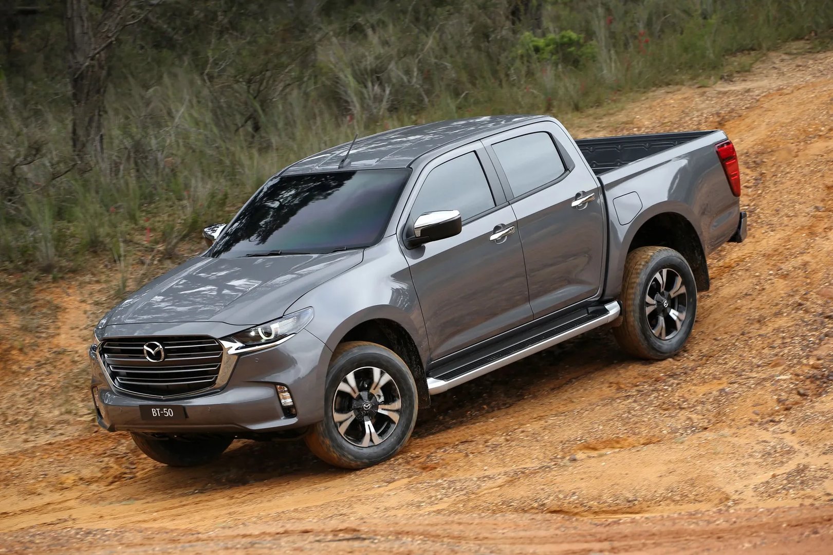Mazda_BT-50_3_generation__Pickup_double-cab__8.jpg