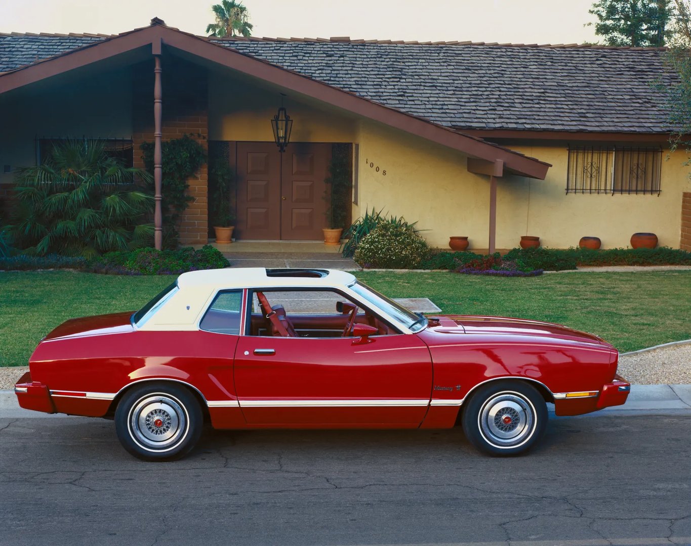 Ford_Mustang_2_generation__Coupe__5.jpg