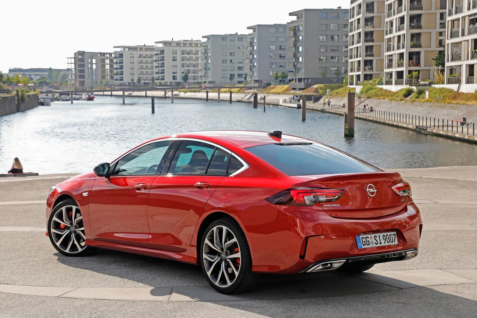 Opel_Insignia_GSi_2_generation_restyling__Liftback__2.jpg