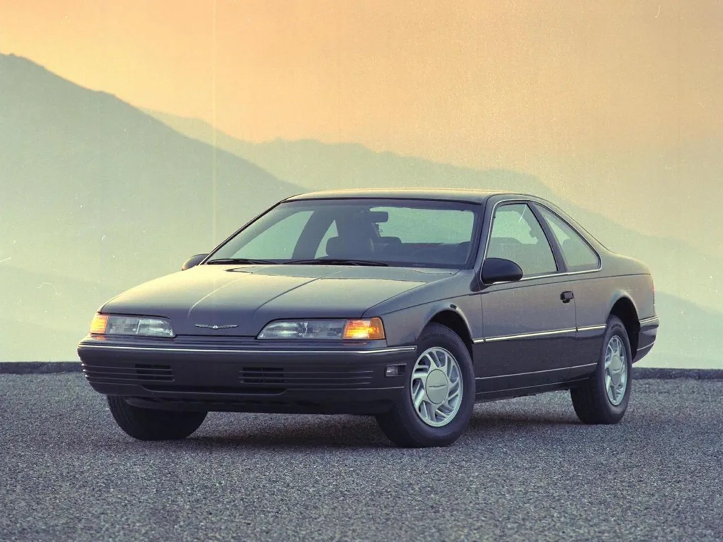 —  Coupe