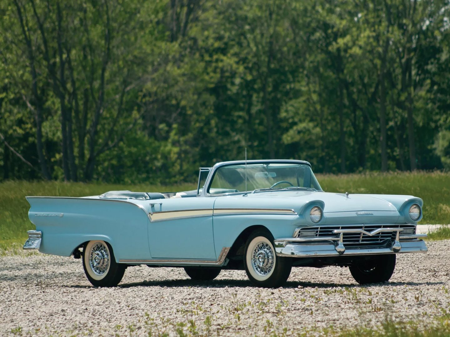 Ford_Fairlane_2_generation__Cabrio__1.jpg