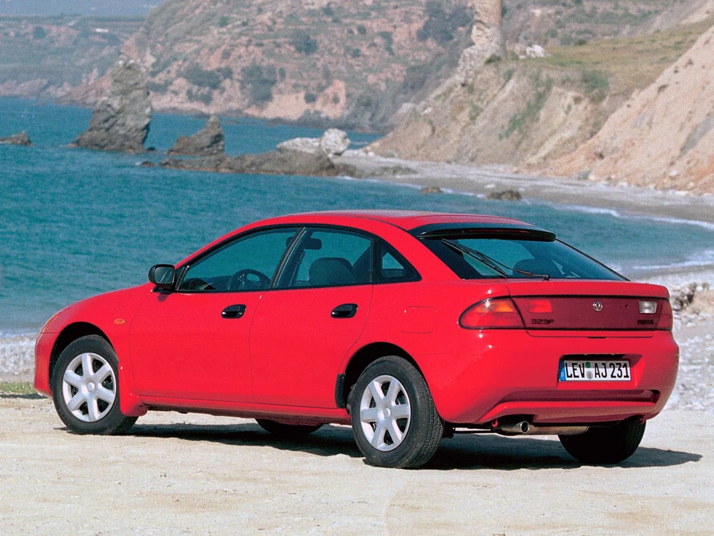 Mazda_323_Lantis_5_generation__Hatchback_5-door__1.jpg