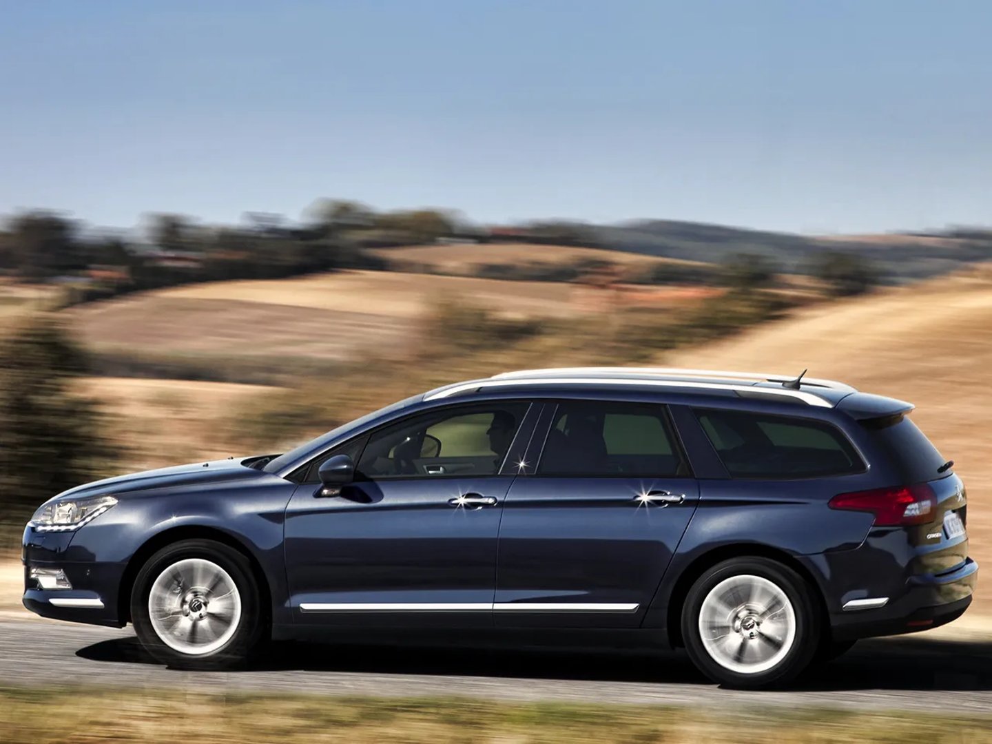 Citroen_C5_2_generation__Estate_5-door__12.jpg