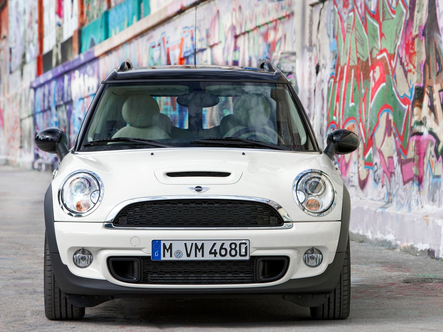 mini_Clubman_1_generation_restyling__Hatchback_4-door__9.jpg