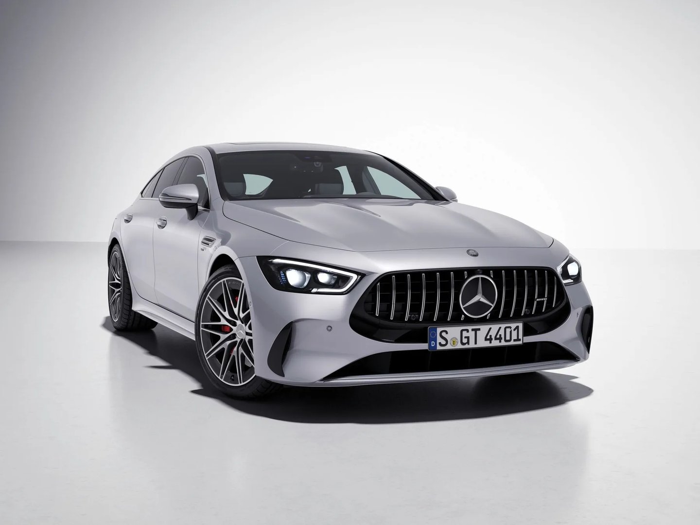 Mercedes_AMG_GT_1_generation_restyling_2__Liftback__5.jpg
