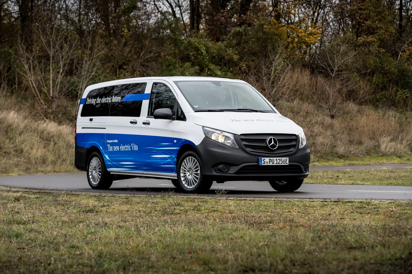 Mercedes_Vito_3_generation_restyling__Minivan__1.jpg