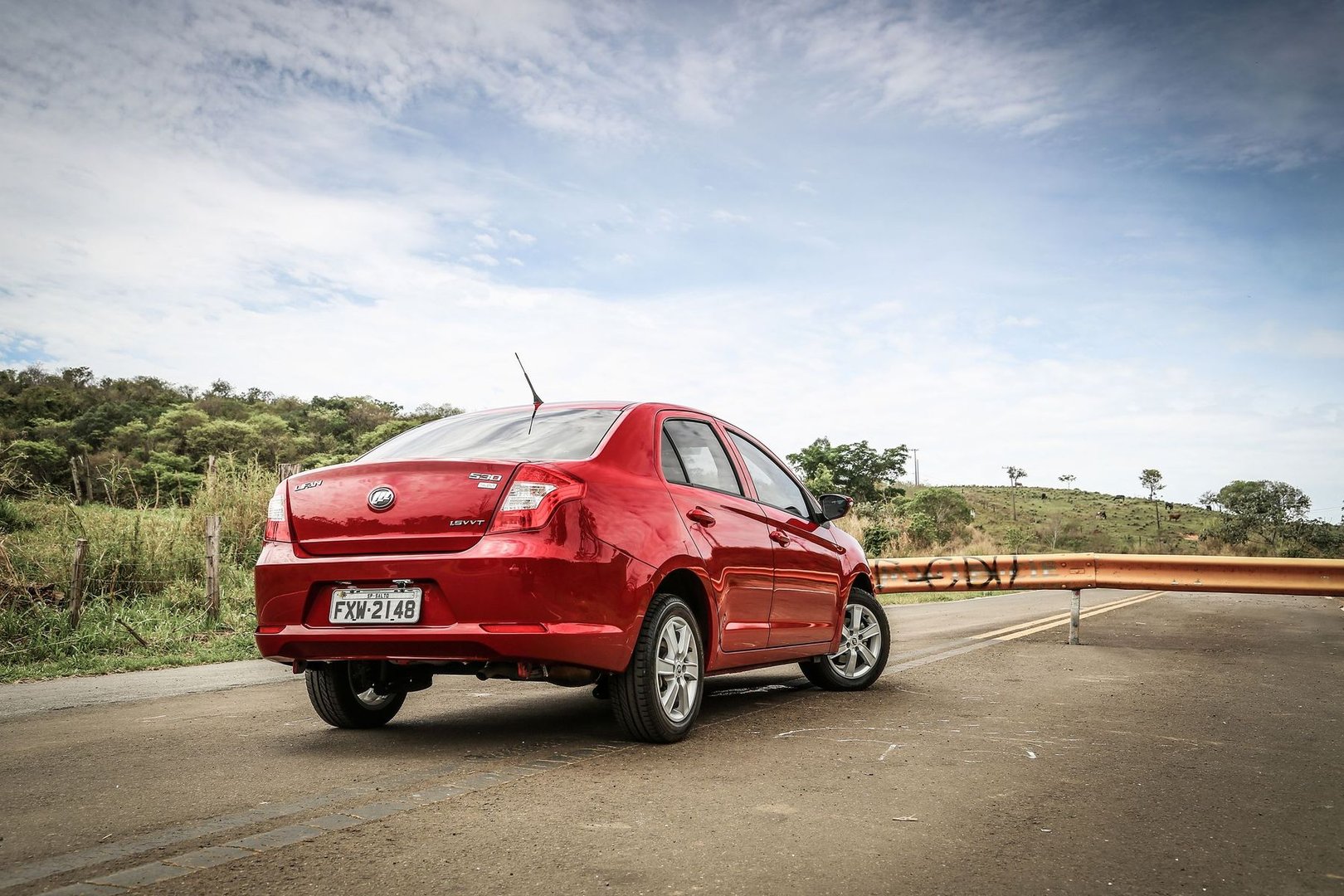 lifan_Celliya_(530)_1_generation__Sedan__16.jpg