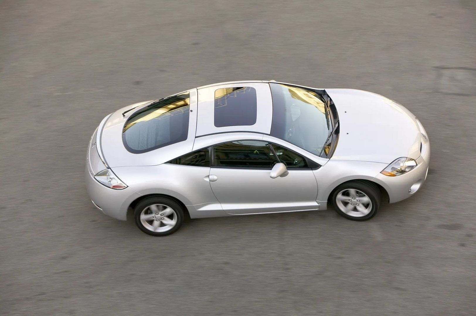 Mitsubishi_Eclipse_4_generation__Coupe__11.jpg