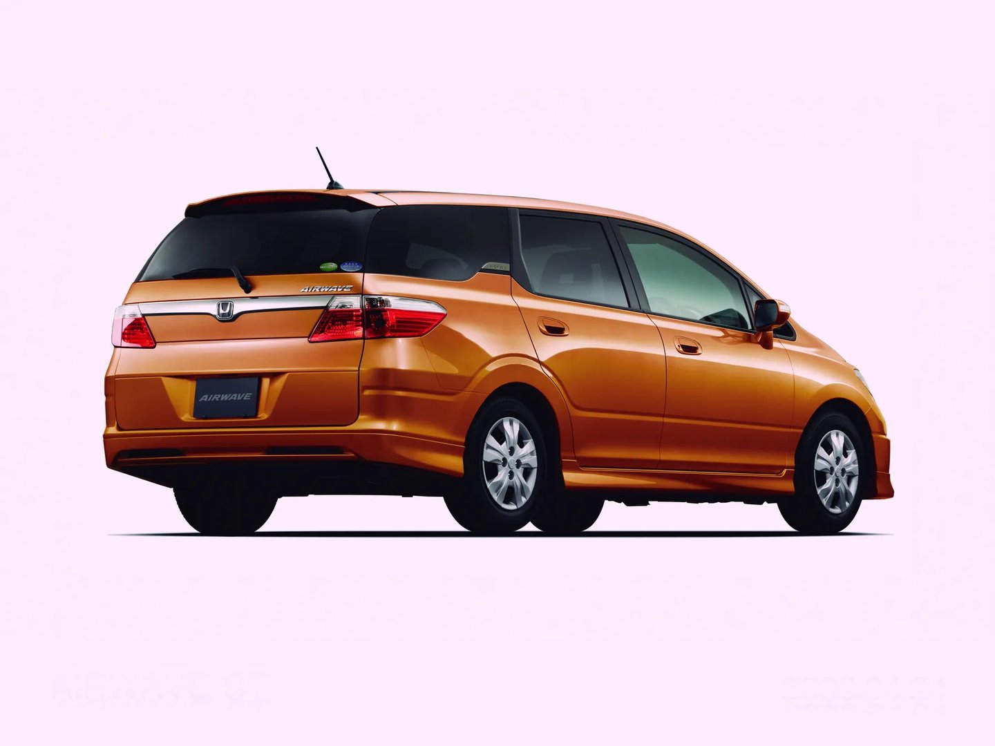 Honda_Airwave_1_generation_restyling__Estate_5-door__3.jpg