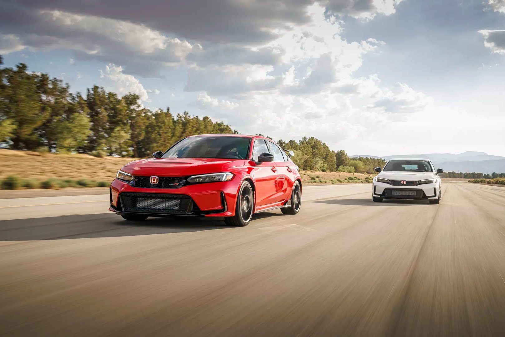 Honda_Civic_Type_R_11_generation__Hatchback_5-door__6.jpg