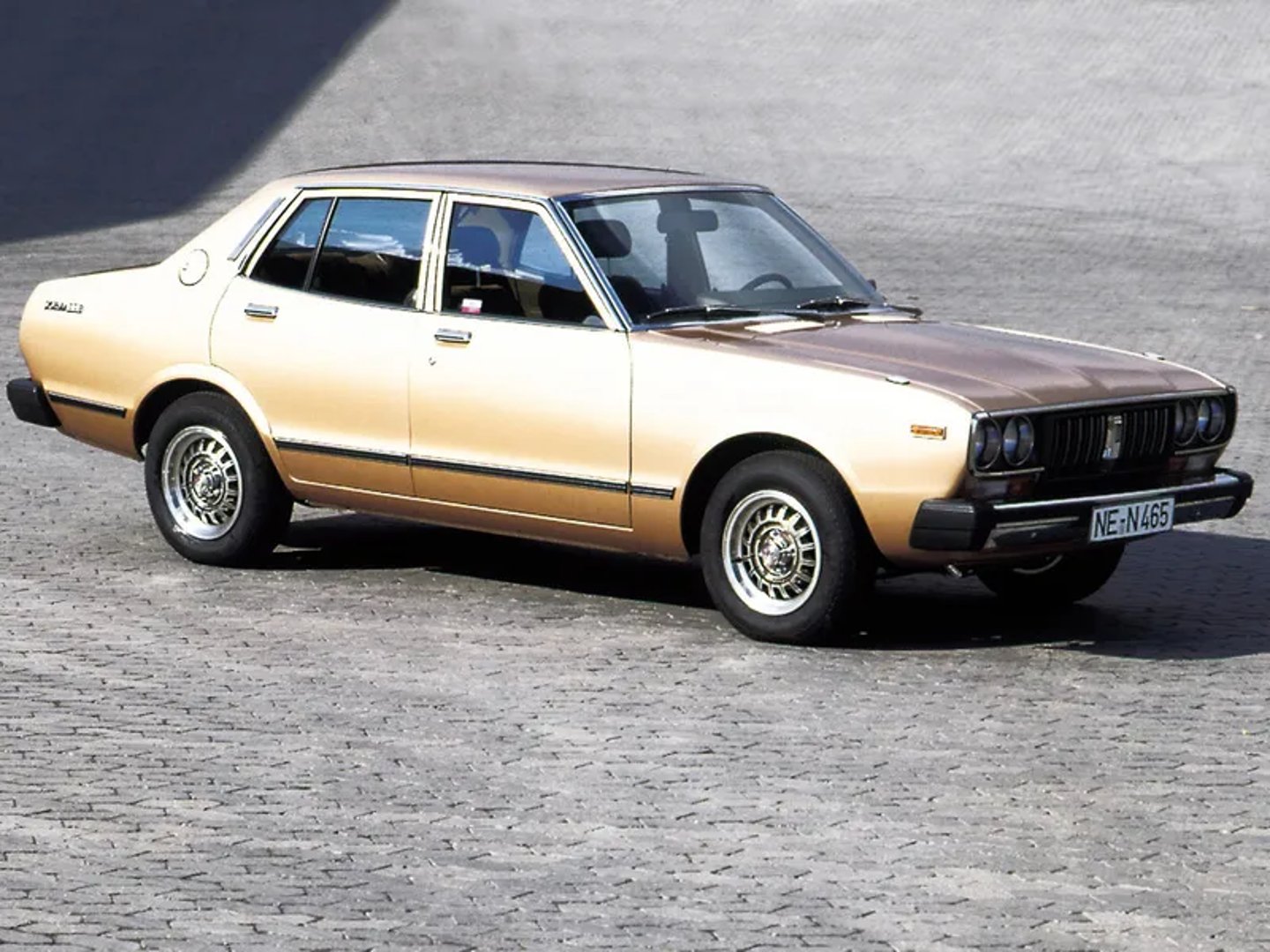 Datsun_Bluebird_1_generation__Sedan__1.jpg