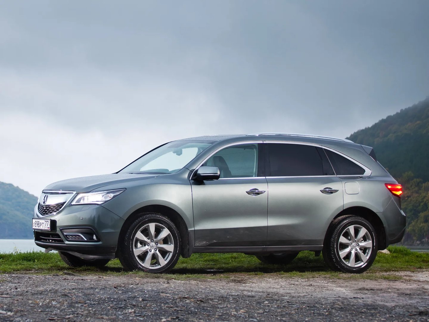 3 generation, restyling 1 