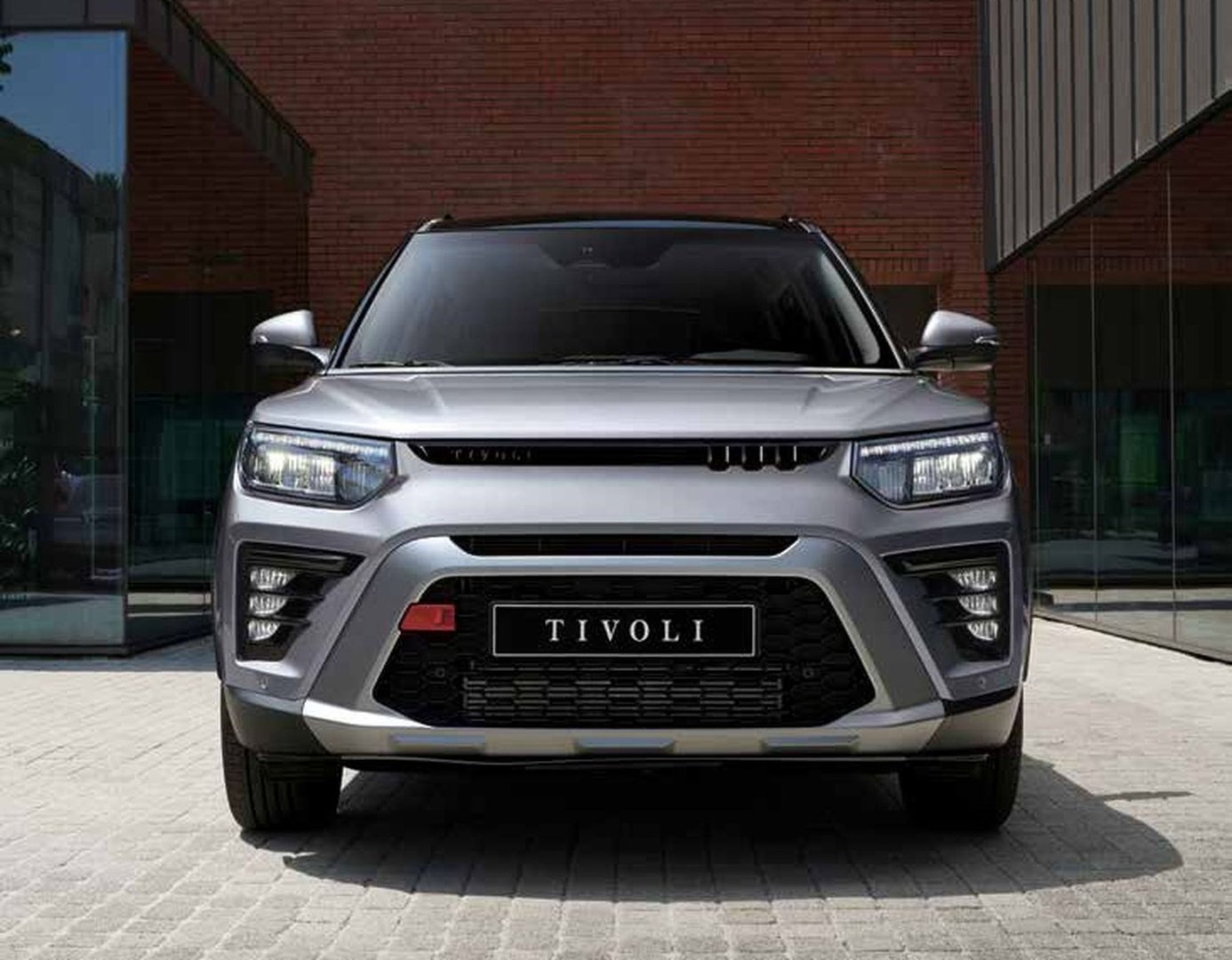 kg-mobility_Tivoli_1_generation__SUV_5-doors__5.jpg