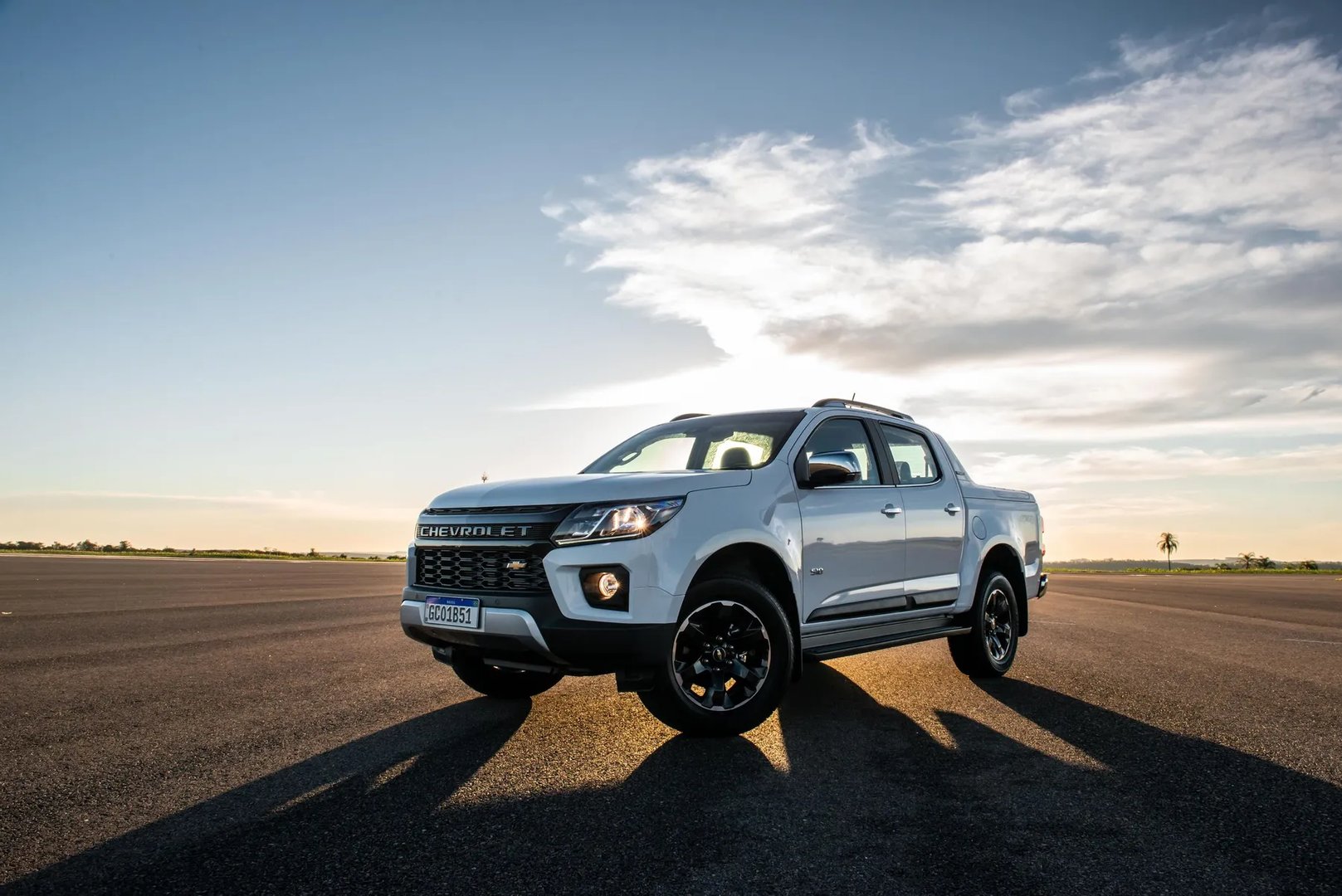 Chevrolet_S-10_Pickup_3_generation_restyling_2__Pickup_double-cab__6.jpg