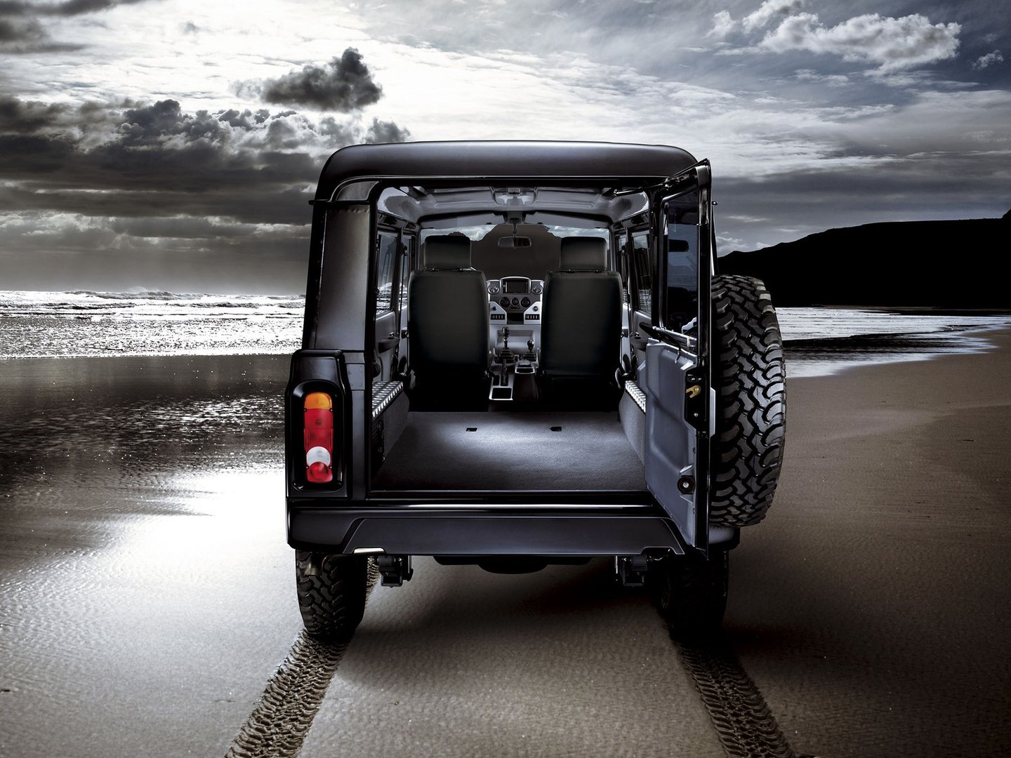 iveco_Massif_1_generation__SUV_3-doors__10.jpg