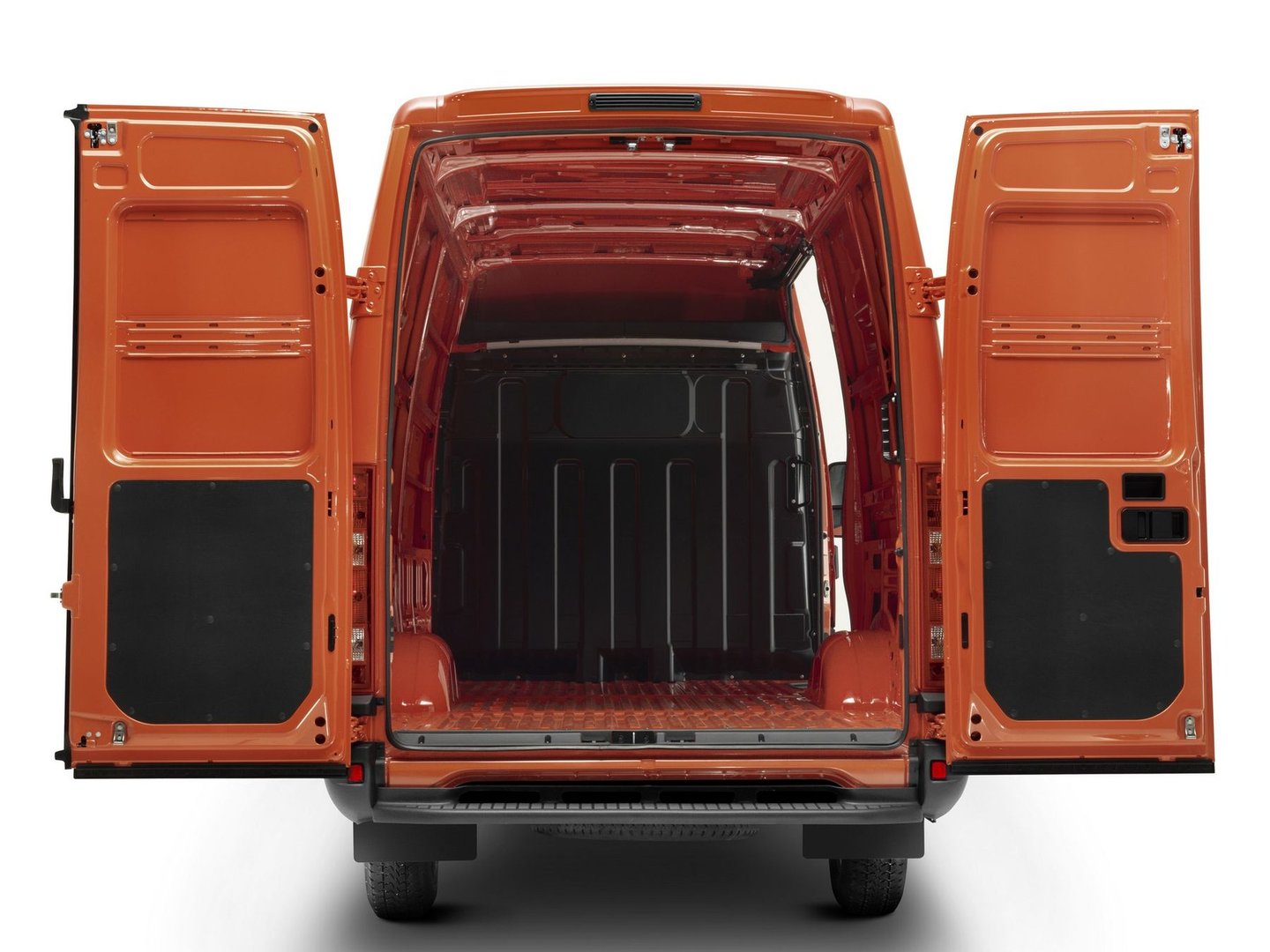 iveco_Daily_2_generation_restyling_1__Van_Short__2.jpg