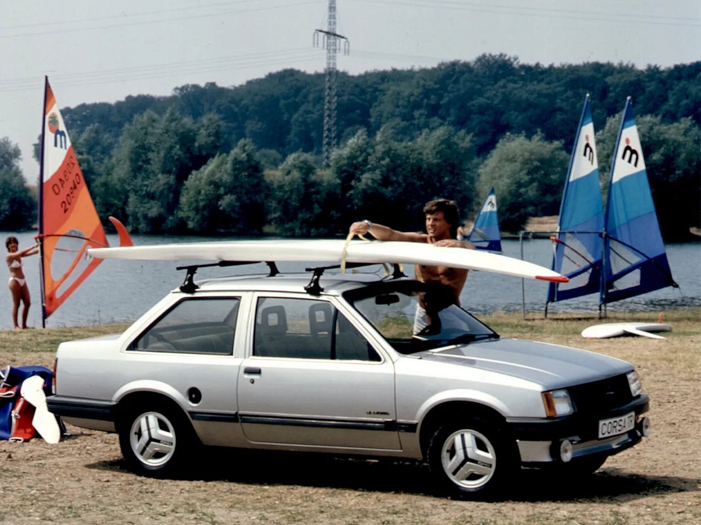 Opel_Corsa_1_generation__Coupe__1.jpg