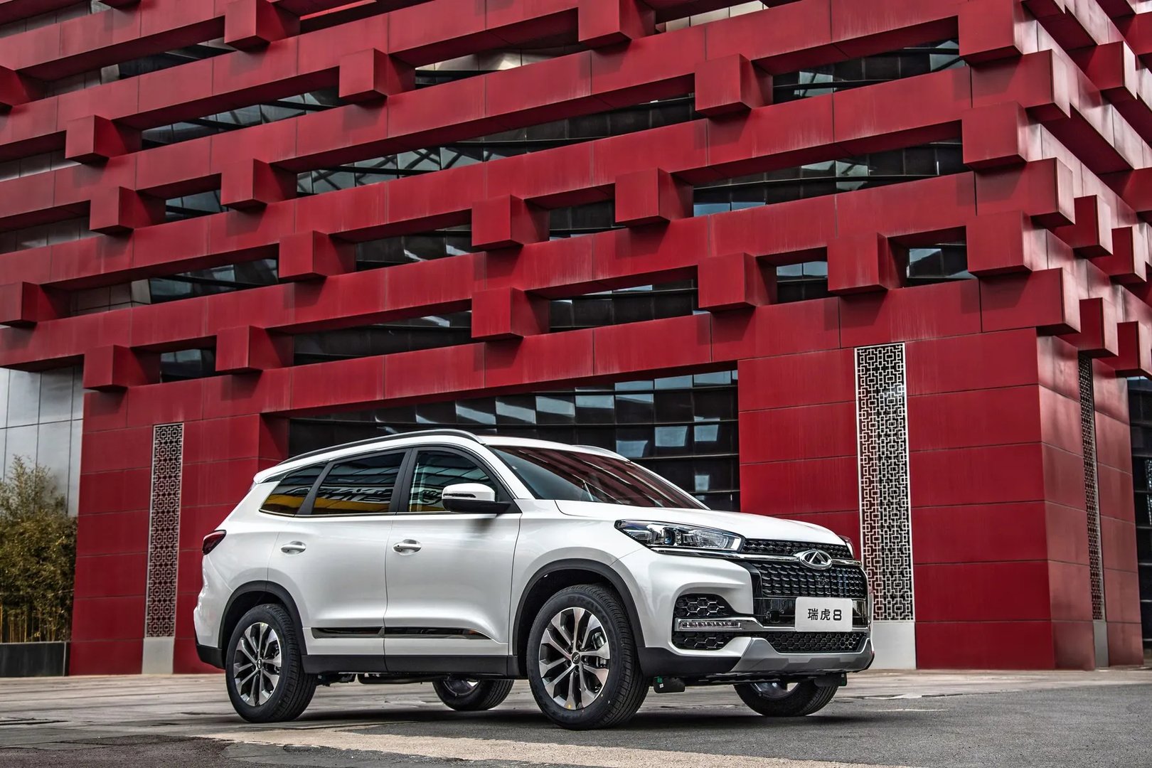 Chery_Tiggo_8_1_generation__SUV_5-doors__6.jpg