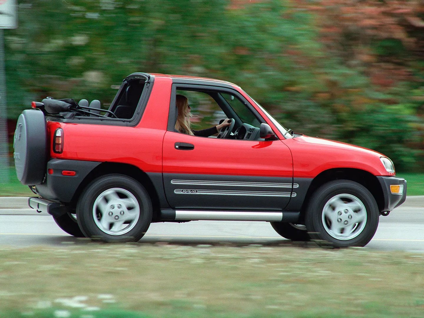 Toyota_RAV4_1_generation__SUV_cabriolet__4.jpg
